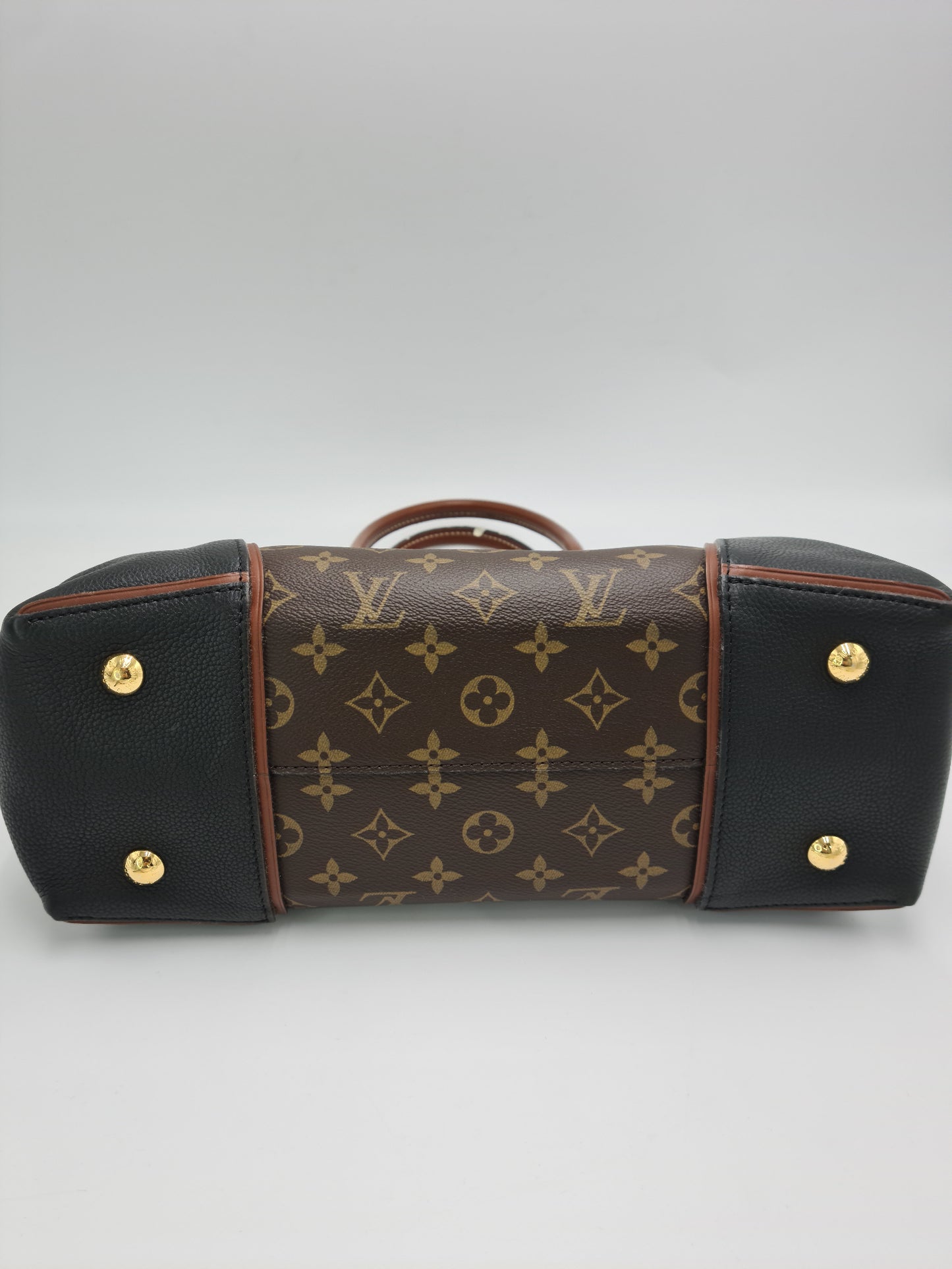 Louis Vuitton Monogram Leather W PM Tote Bag