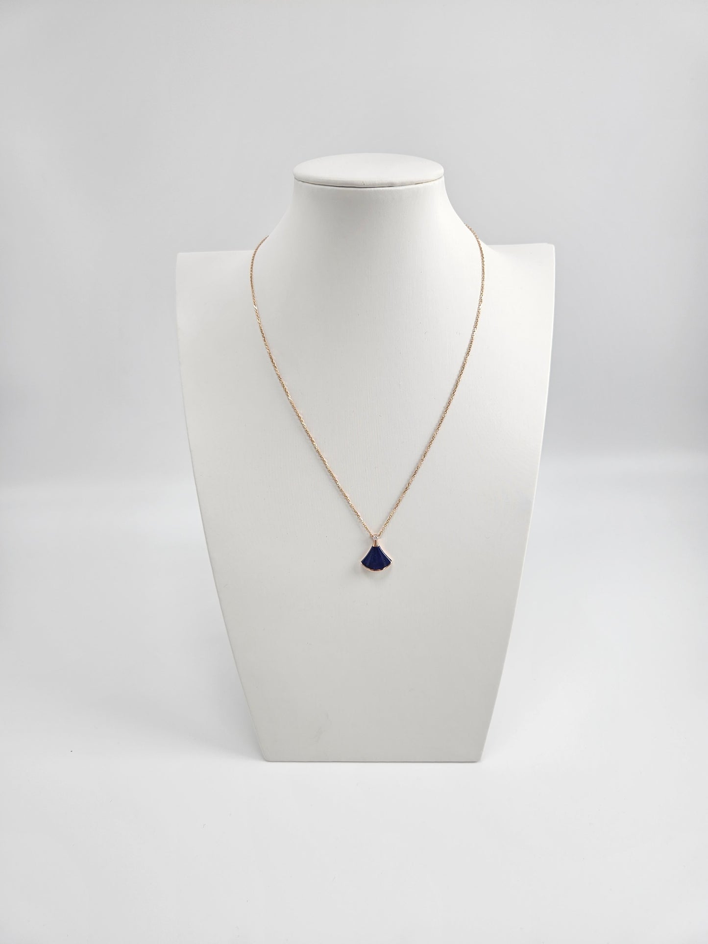 Bvlgari Divas' Dream Diamond Lapis Lazuli 18K Rose Gold Pendant Necklace