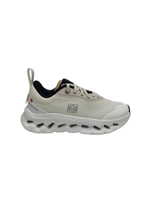 Loewe Women's White X On Cloudtilt 2.0 Running Shoes 42 EU