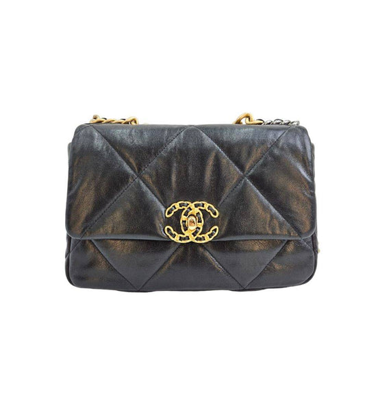 Chanel 19 Black Leather Quilted GHW