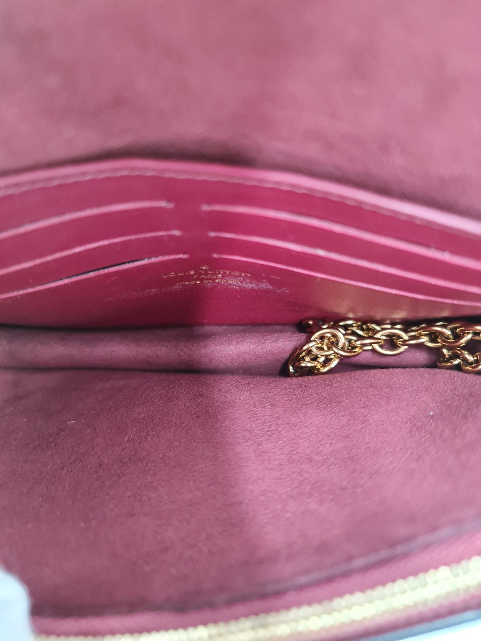 Louis Vuitton Damier Vavin Wallet on Chain – Re-Loved Luxury